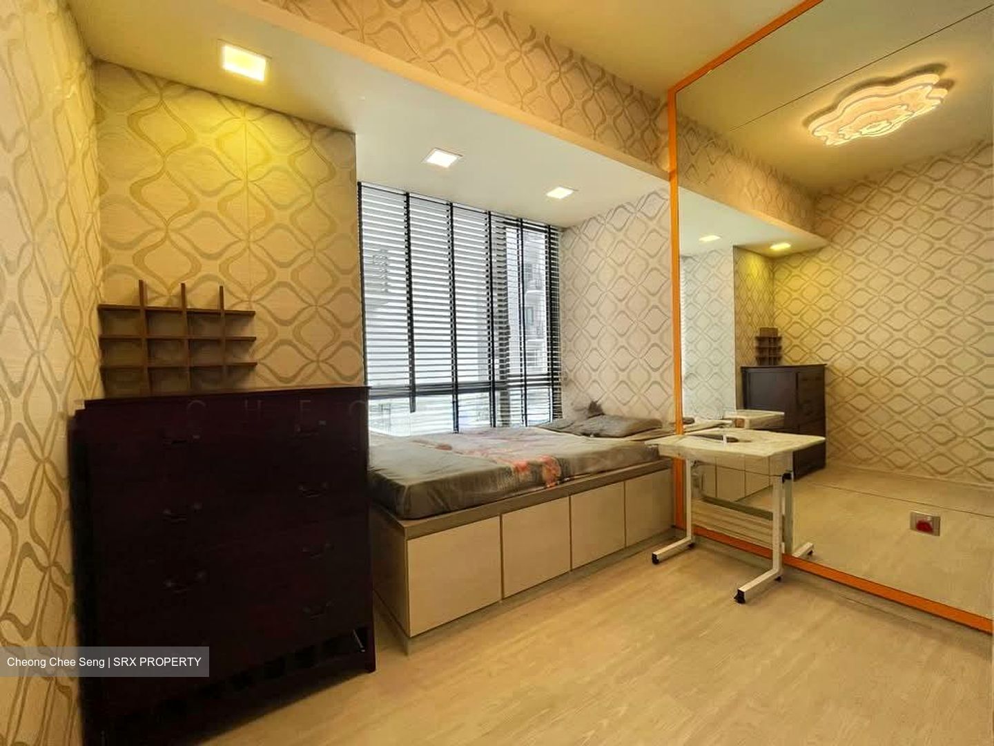 The Palette (D18), Condominium #546630451